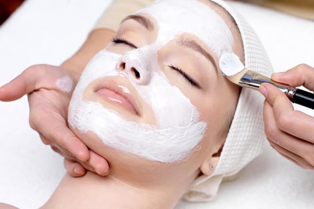 Centro Estiu carabanchel estetica tratamiento corporal facial depilacion laser cera masaje maquillaje manicura pedicura pestañas especialistas